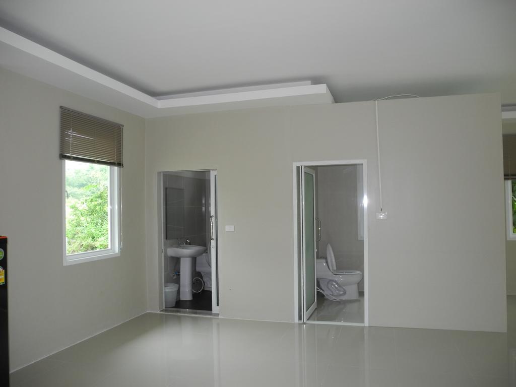 Wind Hills Hotel Nakhonratchasima Quarto foto