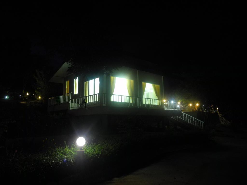 Wind Hills Hotel Nakhonratchasima Quarto foto